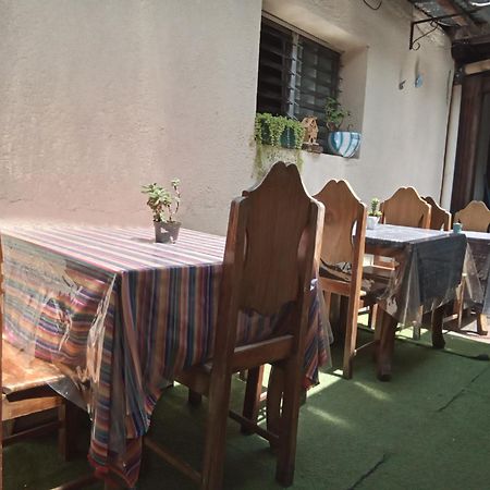 Huellas Hostal Antigua Екстер'єр фото