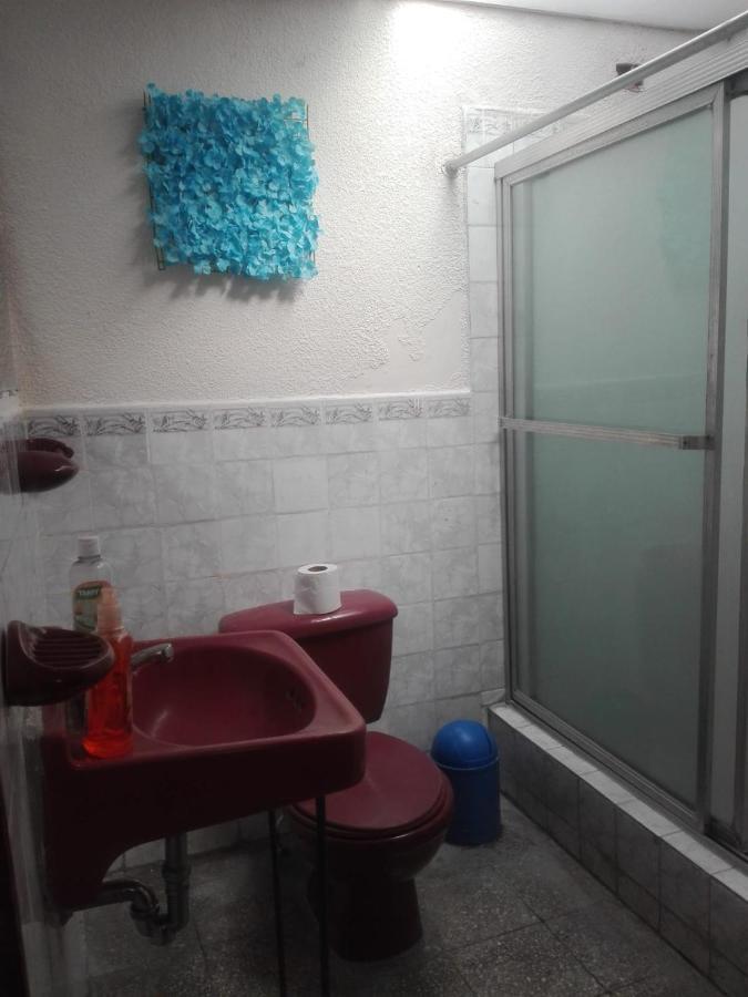 Huellas Hostal Antigua Екстер'єр фото