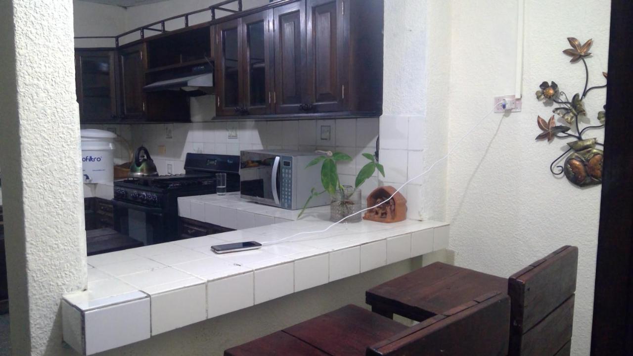 Huellas Hostal Antigua Екстер'єр фото